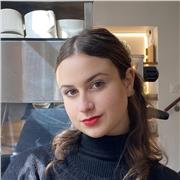 Offro lezioni private per ragazzi di medie e superiori o persone che vogliono migliorarsi in modo autonomo